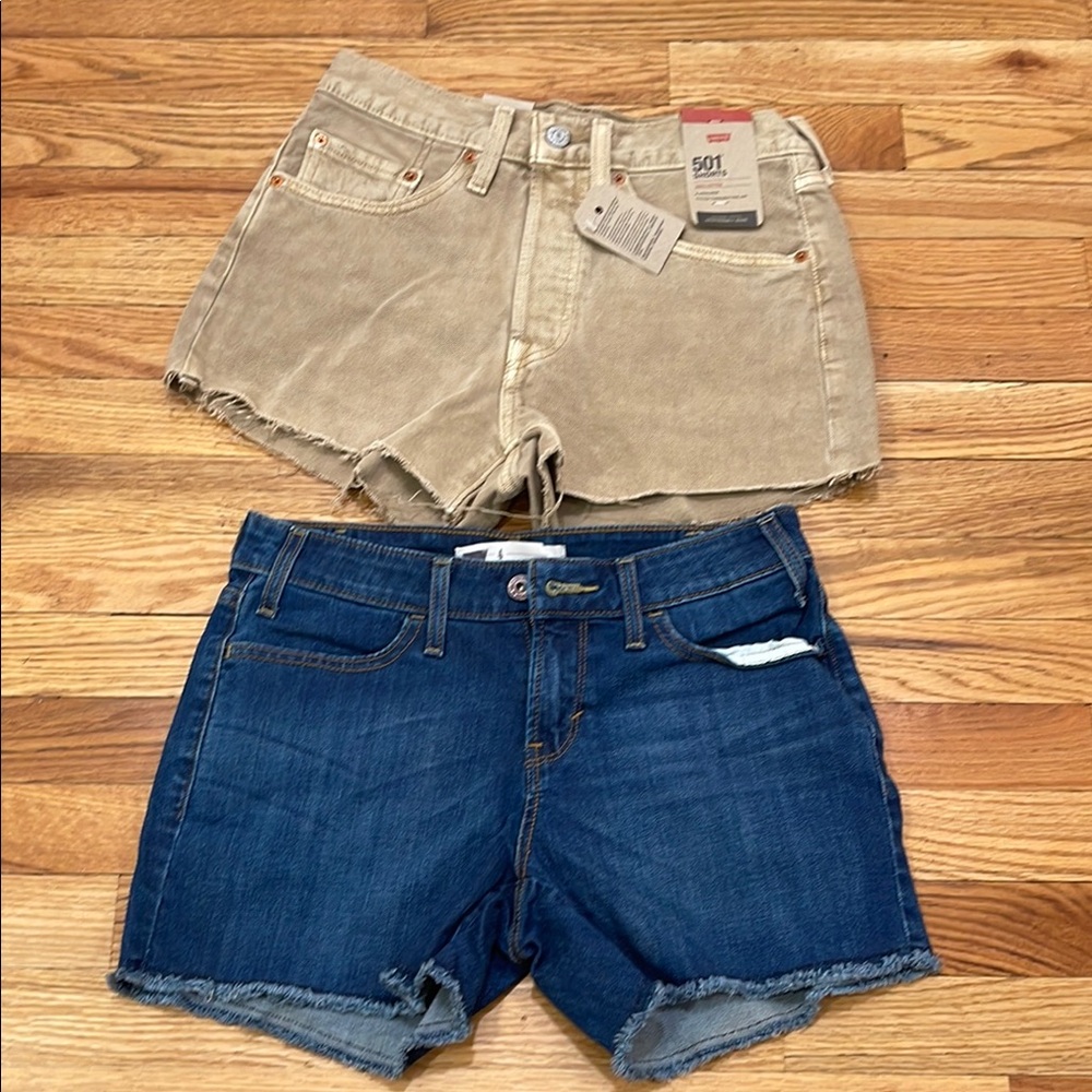 Levi's Women's Denim and Tan Shorts Set  2 X35  Or &25 each  blue S 4 brown S 26